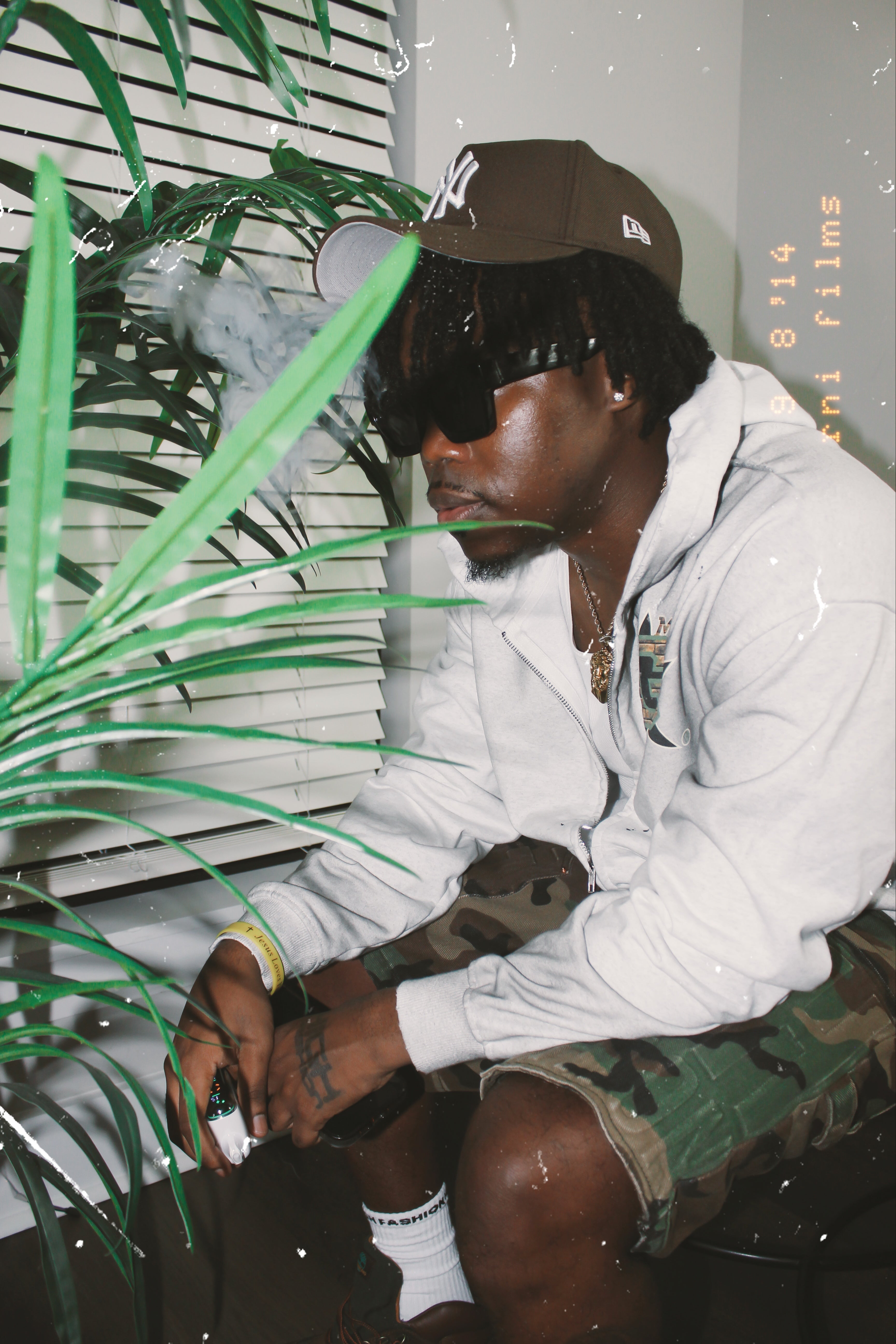 Sun Fade Frayed Raw Edge Fleece Zip Hoodie